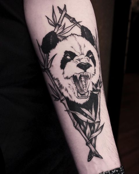 Татуировка Медведь Панда на Руке