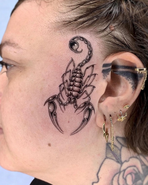Татуировка Скорпион для Девушек